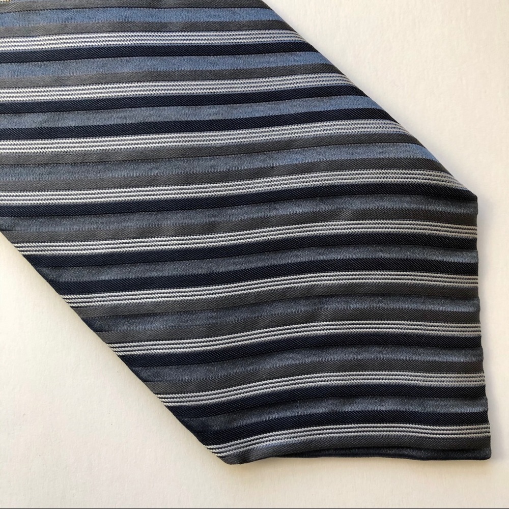 DKNY Donna Karan New York Tie Necktie